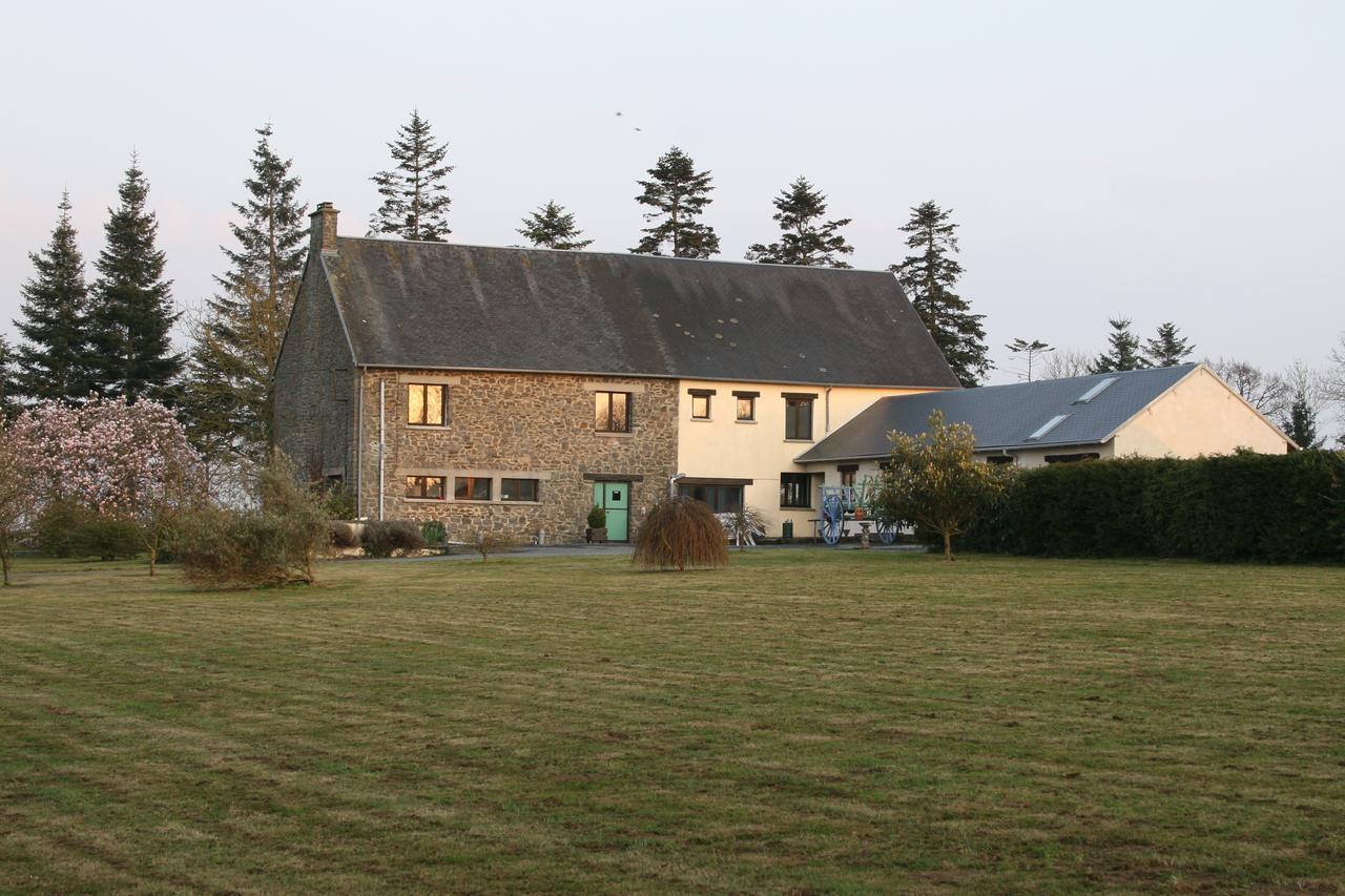The Magnolias B&B Moyon Екстериор снимка